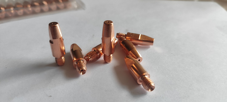 نازل co2درشت m8
